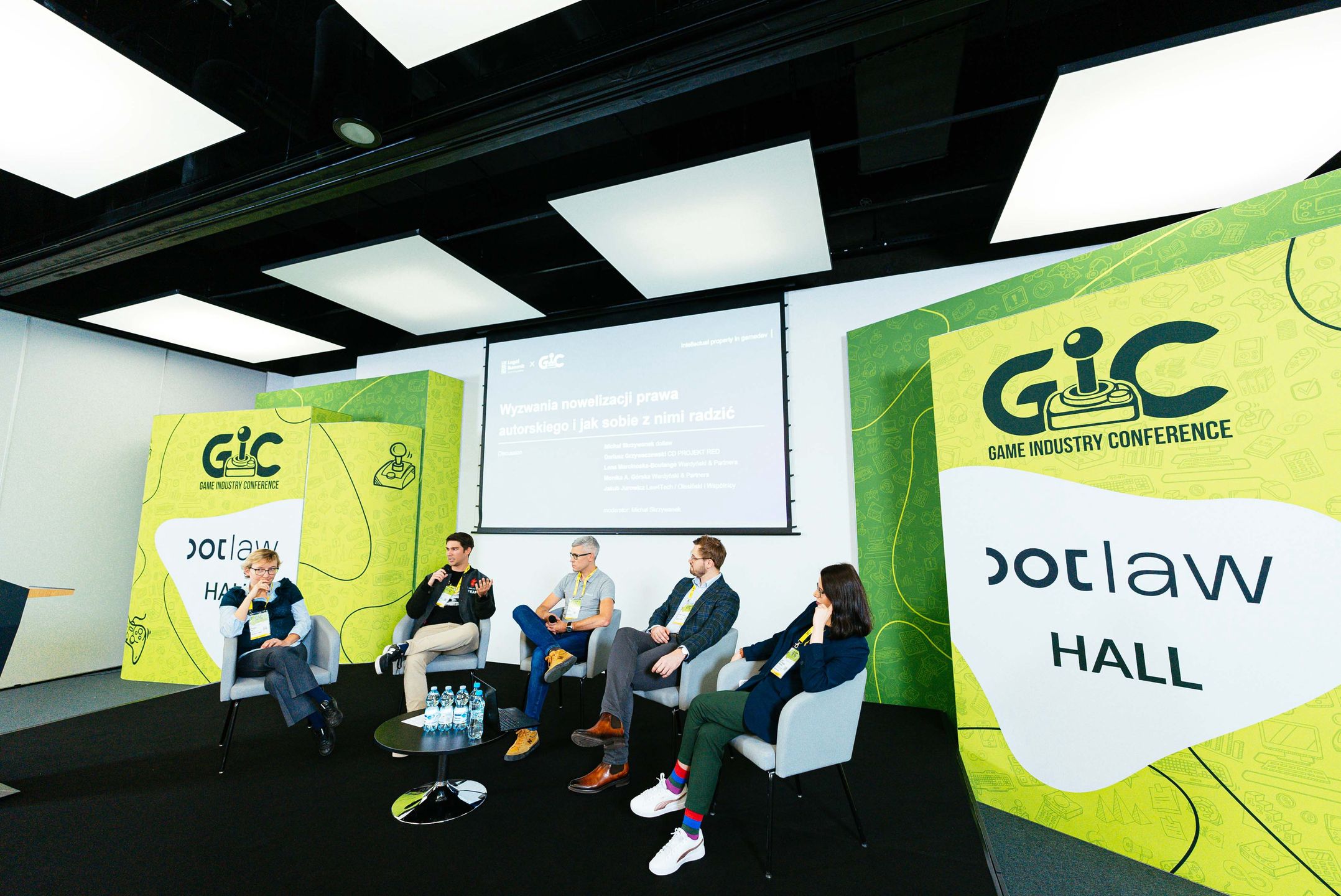 Żródło: https://gic.gd/photos