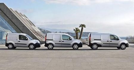 Nowe Kangoo Maxi - S-Klasa wymięka
