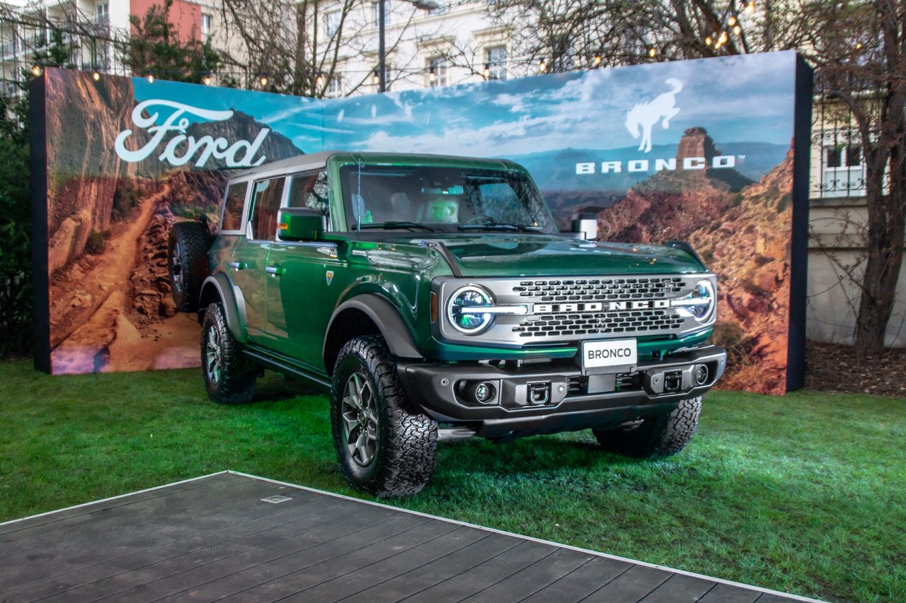 Ford Bronco wreszcie wjeżdża do Europy. Widziałem go na żywo i jest po prostu genialny