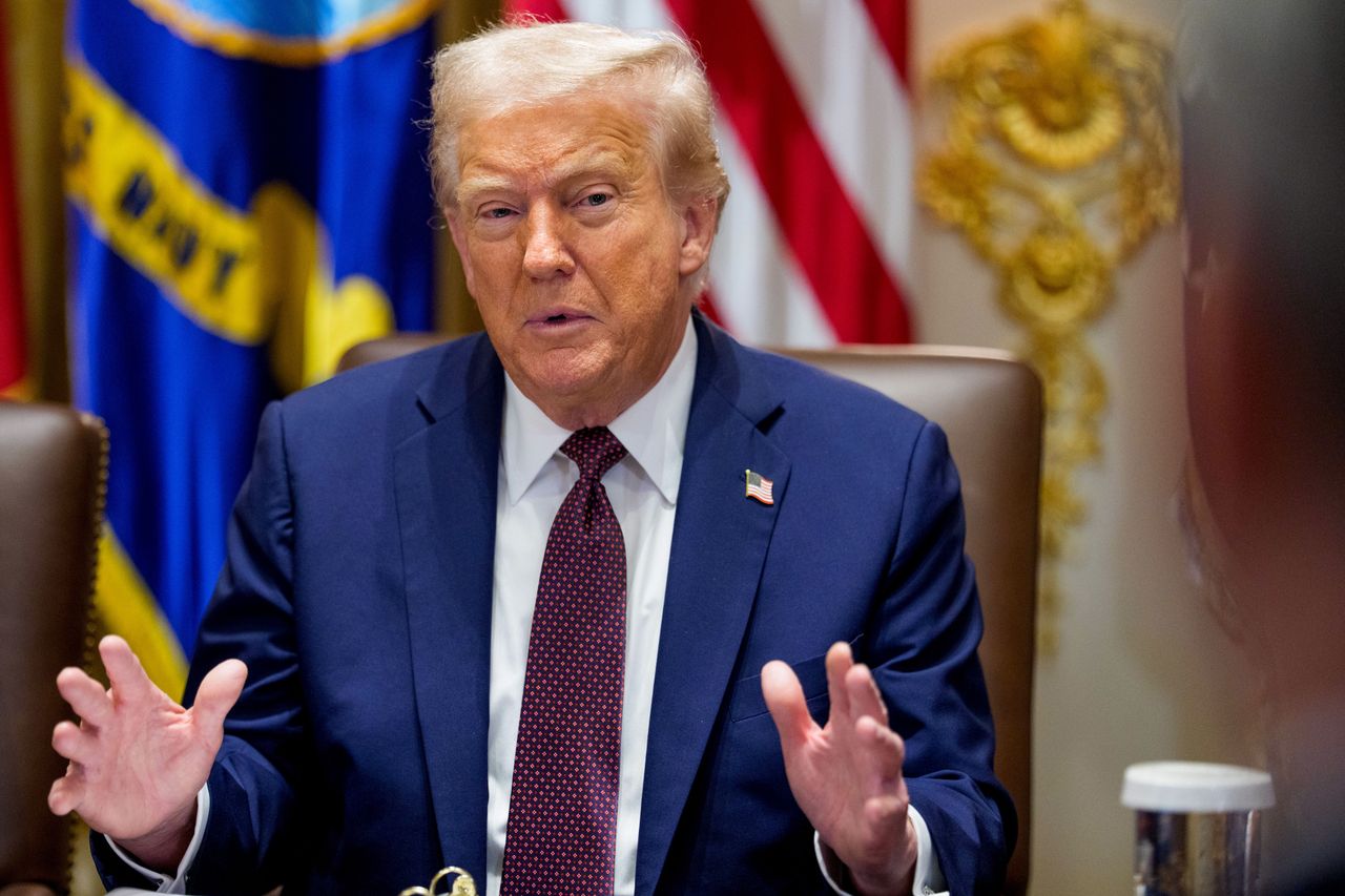 Trump rozważa wysłanie samolotów do Ukrainy