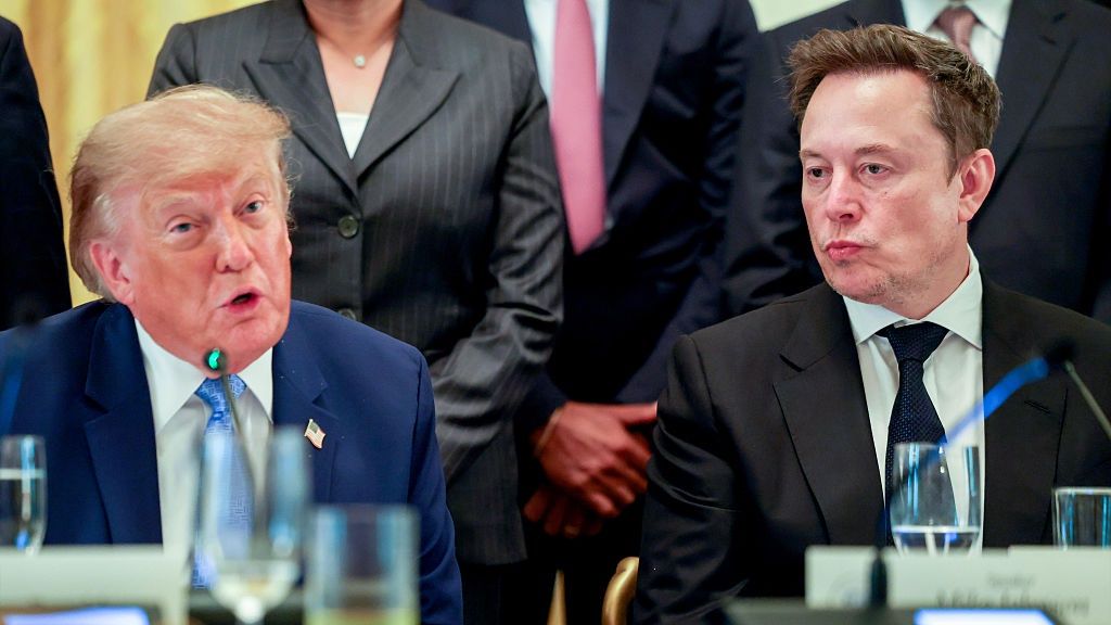Trump Hosts Silicon Valley Chiefs For Summit On AI Safety Risks
US President Donald Trump, left, and Elon Musk, chief executive officer of Tesla Inc., during a meeting with tech executives on artificial intelligence in the East Room of the White House in Washington, DC, US, on Tuesday, Sept. 29, 2026. The gathering follows a surge in concern about AI potentially posing a threat to humans. Photographer: Tierney L. Cross/The Washington Post/Bloomberg via Getty Images
Bloomberg
u.s. government, 2026uspolitics, american, the white house, government news, business news
