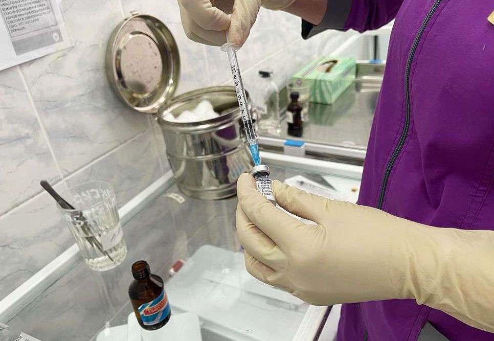 Szczepionka na RSV. Wirusolog mówi o postępach w badaniach: Ochrona dzieci na poziomie 80 proc. (WIDEO)