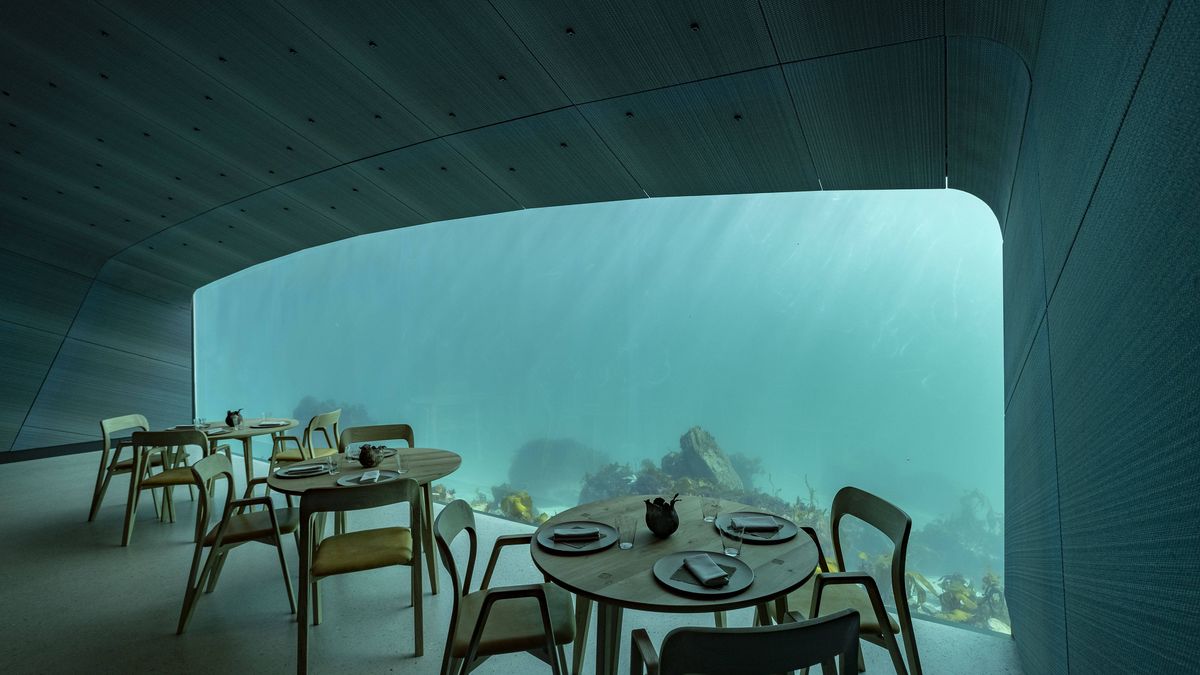Podwodna restauracja w Norwegii