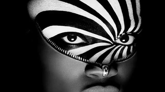 Myślicie, że to fotomontaże? Nic z tego! Te zdjęcia pokazują doskonały warsztat artystki 1