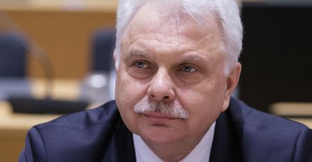 Koronawirus w Polsce. Waldemar Kraska i nowe dane ze szpitali