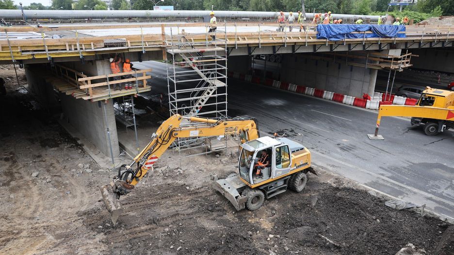 W Katowicach trwa odbudowa wiaduktów nad S86. Finał prac zaplanowany został na grudzień 2025 roku