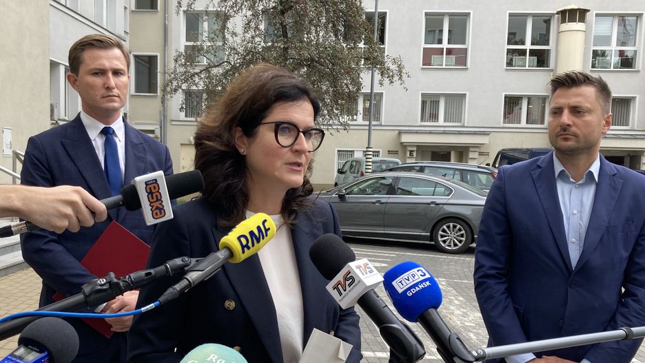 konferencja prasowa dotycząca wykupu akcji Saur Neptun Gdańsk