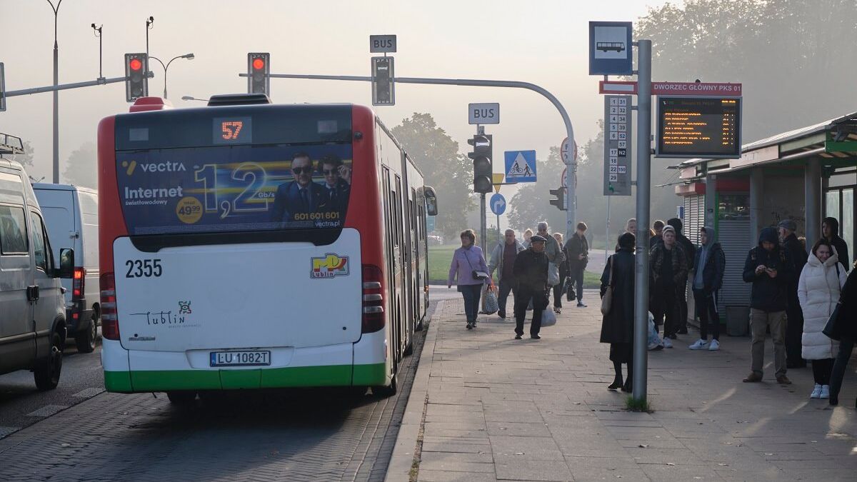 Przystanek autobusowy Dworzec Główny PKS 01