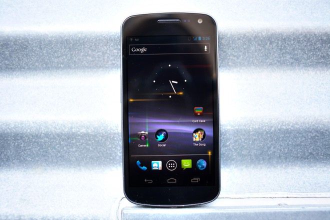 Samsung Galaxy Nexus najlepszym smartfonem z Androidem - przegląd recenzji 6