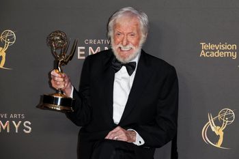 Dick Van Dyke skończył 100 lat. Ma prostą zasadę długowieczności