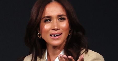 Meghan Markle sprzedaje swoje produkty w sklepach. Media donoszą o KOSMICZNYCH cenach