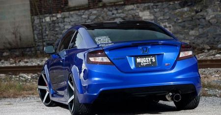 Rzuca się w oczy - Honda Civic Si Coupe o mocy 450 KM