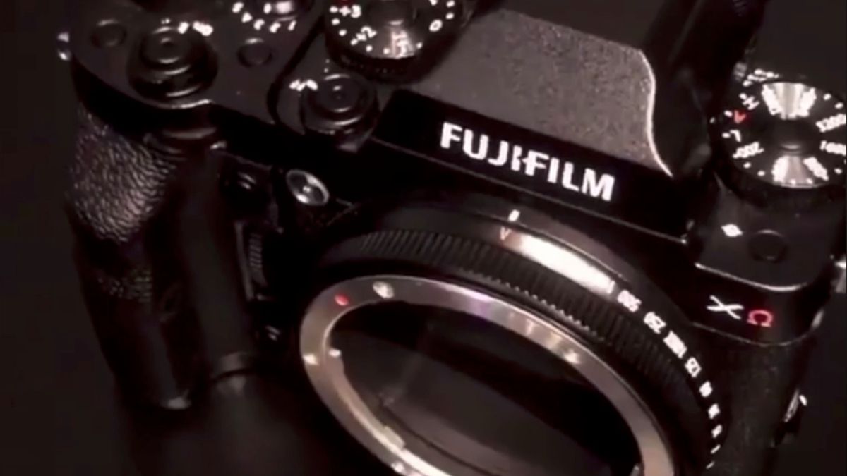 Fujifilm pokazało model modułowego średnioformatowego bezlusterkowca 1