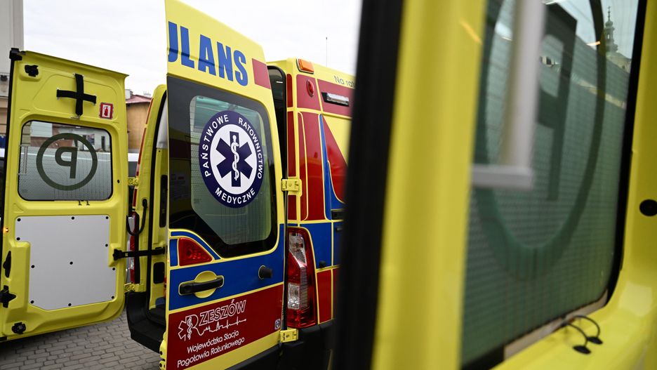 ambulanse
Darek Delmanowicz
ambulans, ambulanse, karetka, konferencja, pogotowia, pogotowie, przekazanie, ratunkowe, w rzeszowie