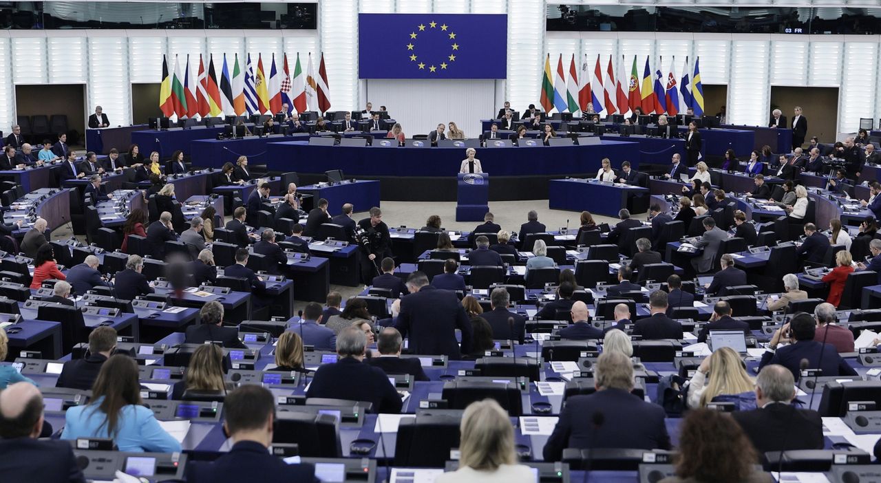 EU Parliament greenlights new commission