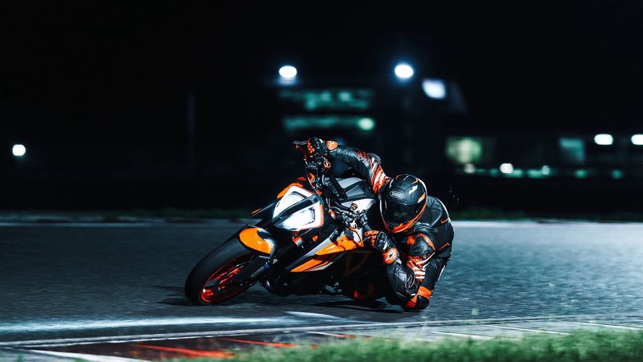 KTM 1290 Super Duke R Evo
