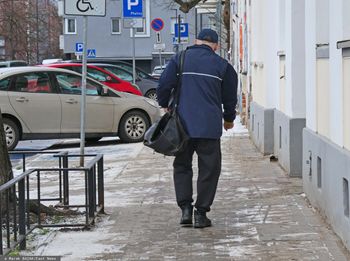 Poczta Polska ugięła się przed związkami. Będą premie i nagrody jubileuszowe