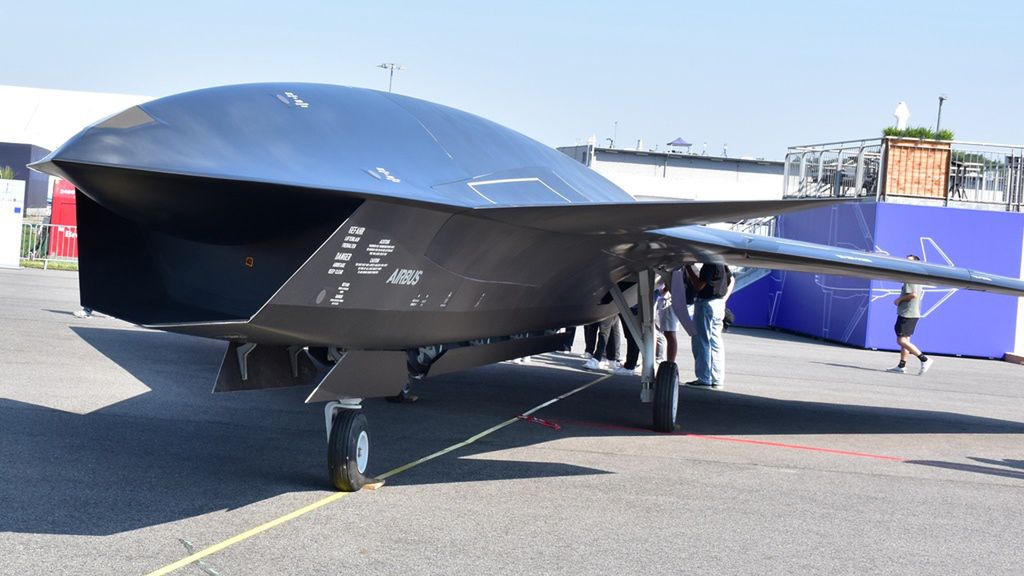 Wingman został skonstruowany zgodnie z wymaganiami stealth