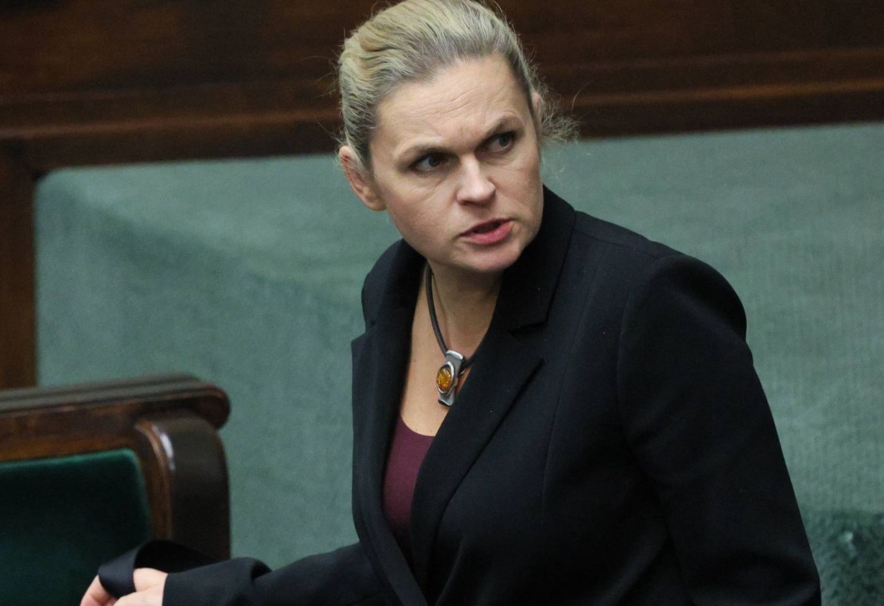 KRRiT uderza w pomysł Barbary Nowackiej. Pisze o "erozji systemu"