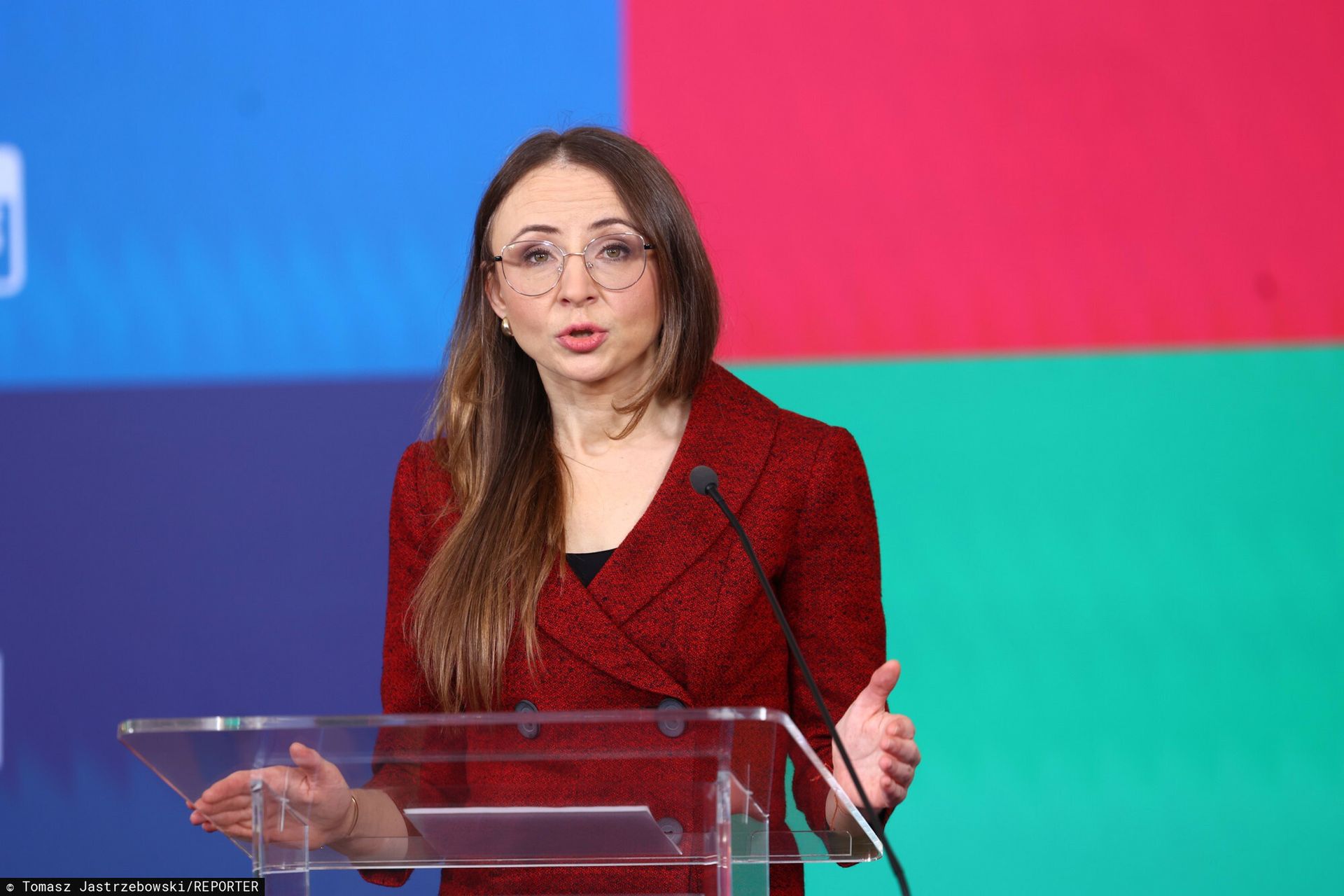 wiadomości,aktualności,WP Wiadomości Tusk zablokował reformę PIP. Minister nie składa broni