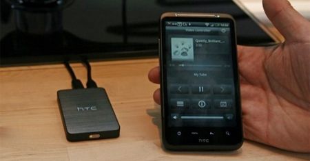 HTC Tube - DLNA dla wszystkich TV