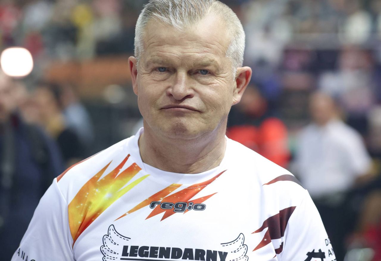 Wpadł pod samochód. Wstrząsające, co zarejestrowały kamery