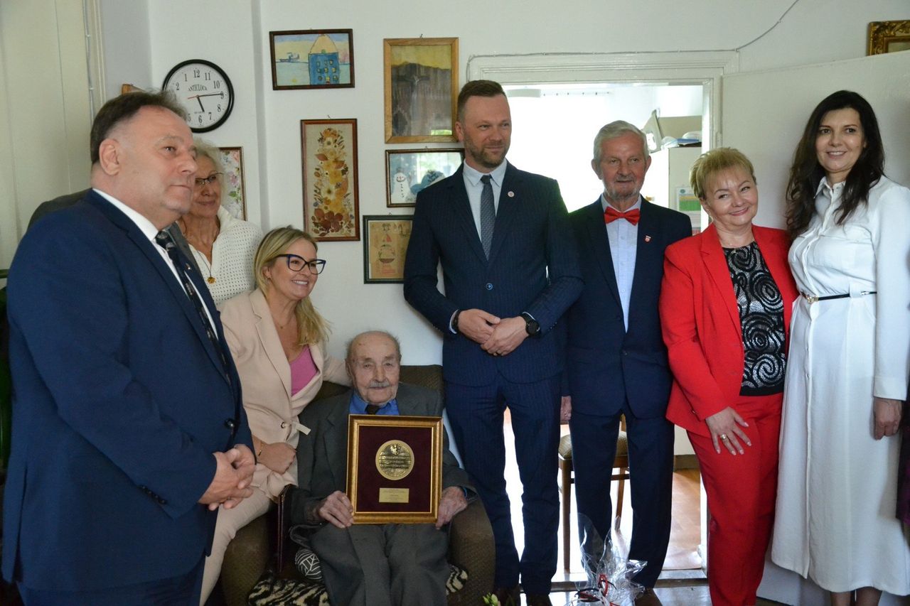 W Skępem Feliks Smyk świętował 101 urodziny. Goście przybyli zacni