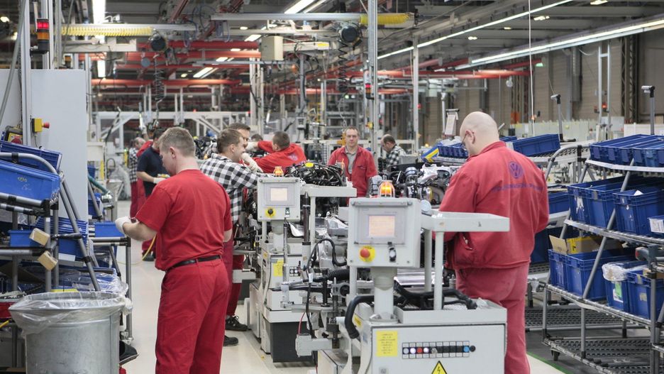 Europejski sektor motoryzacyjny znajduje się pod presją. Jedna z firm ogłosiła przerwy produkcyjne w swoich europejskich zakładach, inna palnuje zwolnienia, fot. ilustracyjna/archiwalna A. Szozda/Polska Press