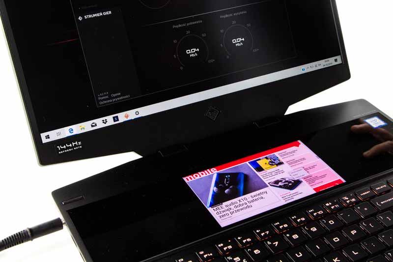 HP Omen X 2s przód profil