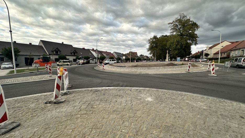 Nowe rondo w Szamocinie już wkrótce będzie gotowe. Prace postępują