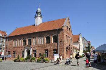 Pogoda w Olsztynie. Prognoza na niedzielę 28 czerwca. Upał do 34 st. C i lokalne opady wieczorem!
