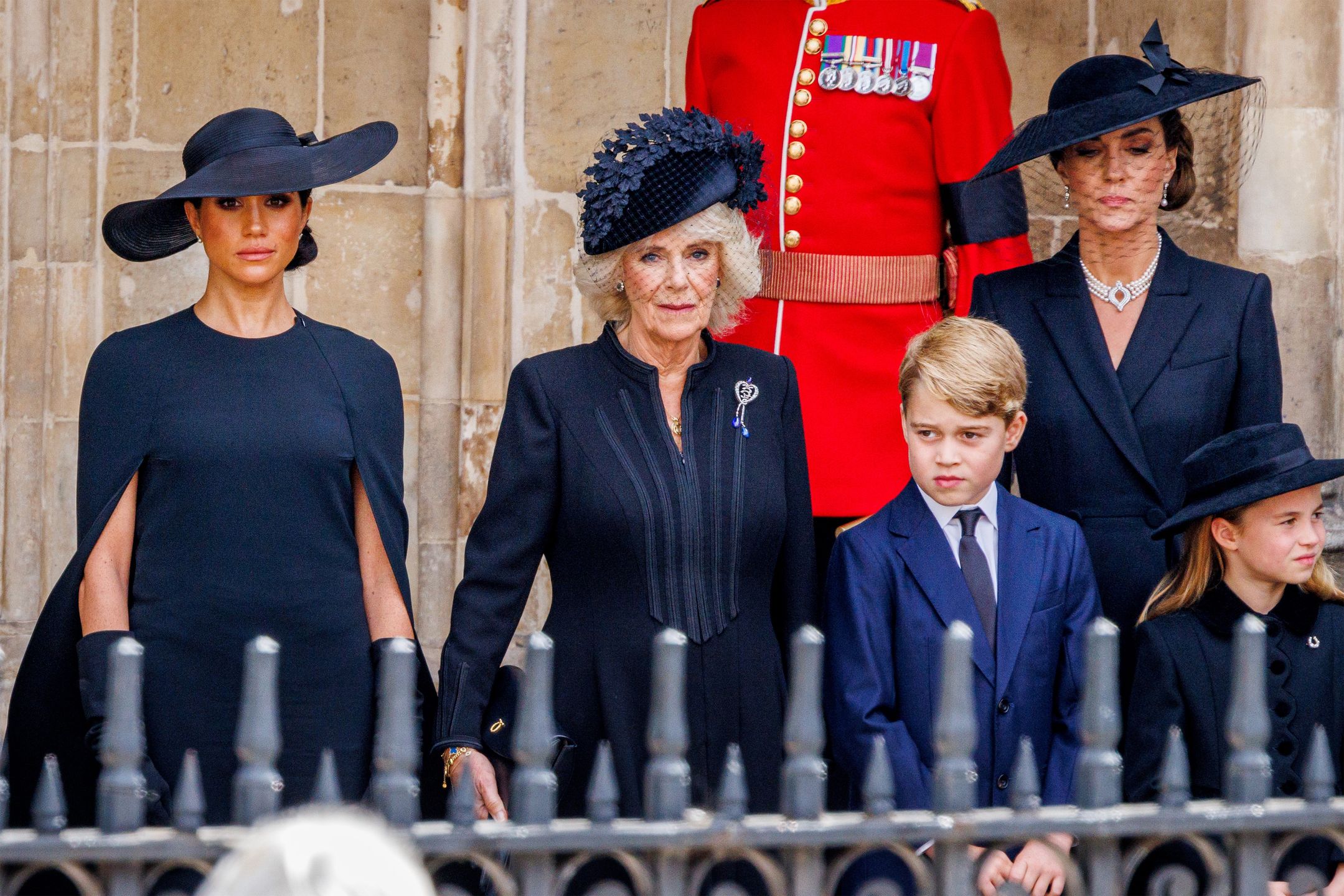 Meghan Markle i Kate Middleton na pogrzebie Elżbiety II