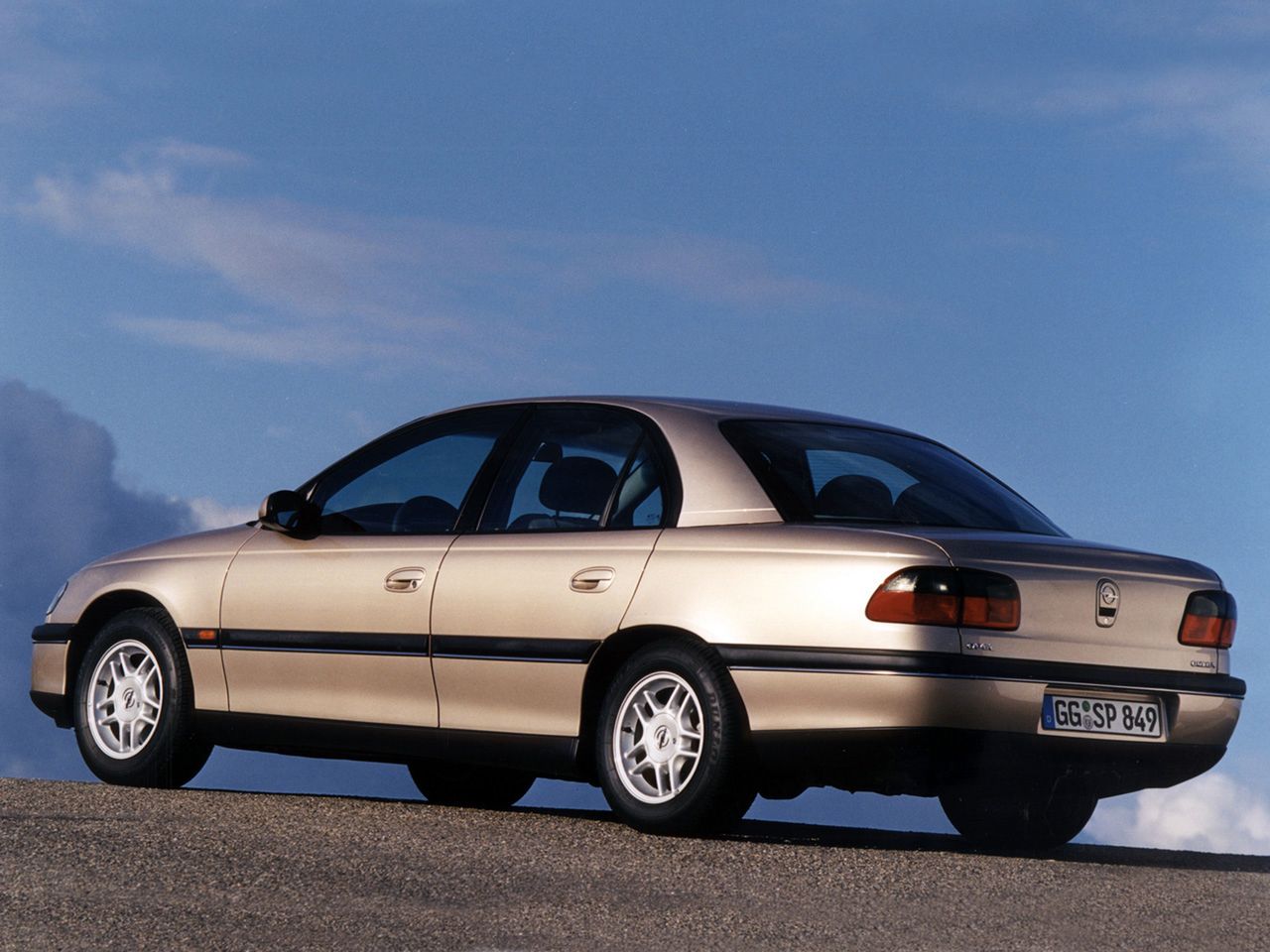 Opel Omega 6