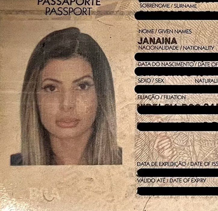Janaína Prazeres na zdjęciu do paszportu
