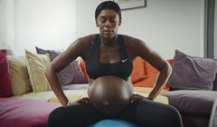 Mocny film Nike o macierzyństwie celebruje kobiecą siłę (wideo)