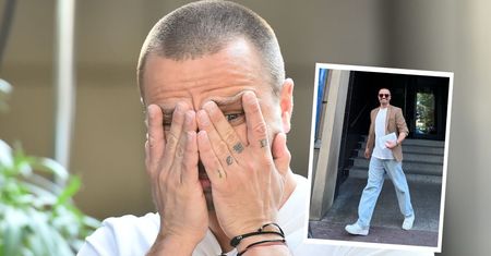 TYLKO U NAS! Tak wyglądał Marcin Hakiel zaraz po pobiciu. Paparazzi sfotografowali go pod komisariatem