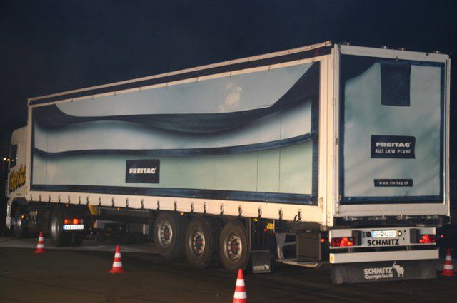 15 gigantycznych reklam na ciężarówkach - Photoshop vs. rzeczywistość 18