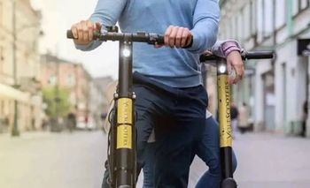 Zielona Góra. Rozpędzony hulajnogą elektryczną staranował pieszego