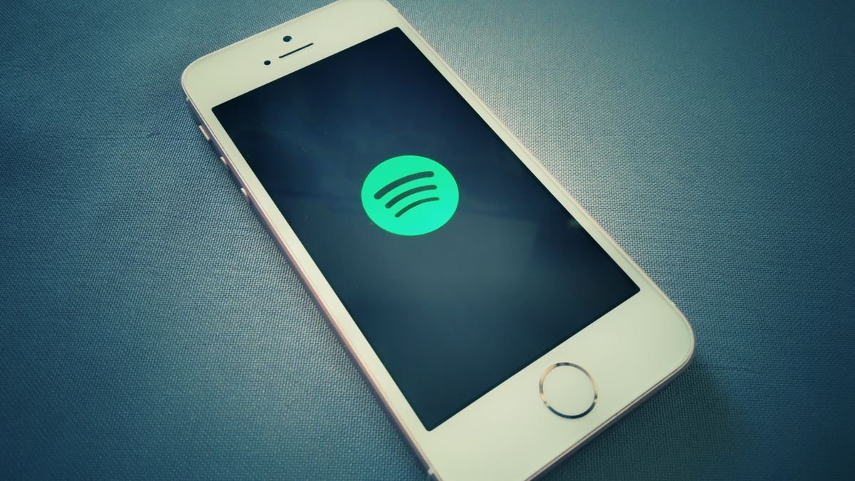 iPhone bez Spotify: wiele aplikacji chwilowo nie działa (fot. Kamil Dudek)
