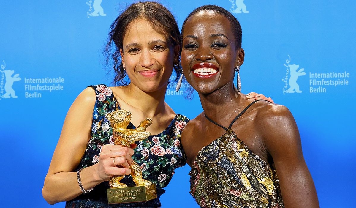 Mati Diop (reżyserka) i Lupita Nyong'o (przewodnicząca jury)