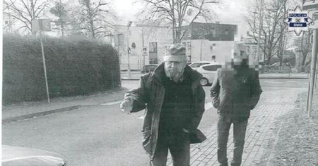 Skandaliczne zachowanie. Policja szuka mężczyzny z Knurowa
