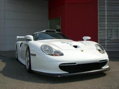Porsche 911 GT1 Straßenversion 4