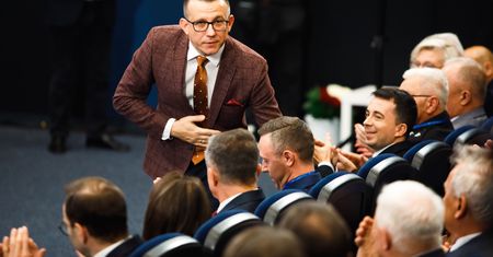 Fabrykował dowody. Człowiek Czarnka skazany na więzienie