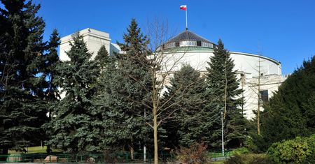 Warszawa: W Sejmie dyskusja o tym skąd wziąć pieniądze na metro w Krakowie. Pierwsze posiedzenie zespołu parlamentarnego