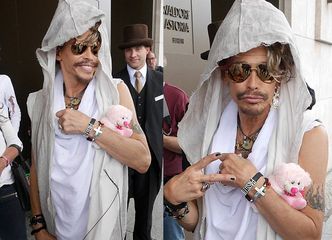 Steven Tyler z "ukochanym misiem"! (ZDJĘCIA)