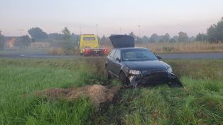 Dziersławice: Pijany i bez prawa jazdy. Kierowca audi wjechał do rowu