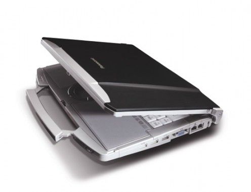 Trzy laptopy Panasonica z serii Toughbook 1
