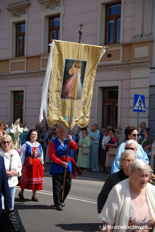 Miejska procesja Bożego Ciała przeszła ulicami Włocławka
