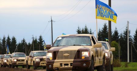Ukraińska diaspora w USA wsparła żołnierzy. Wyśle im 100 pickupów