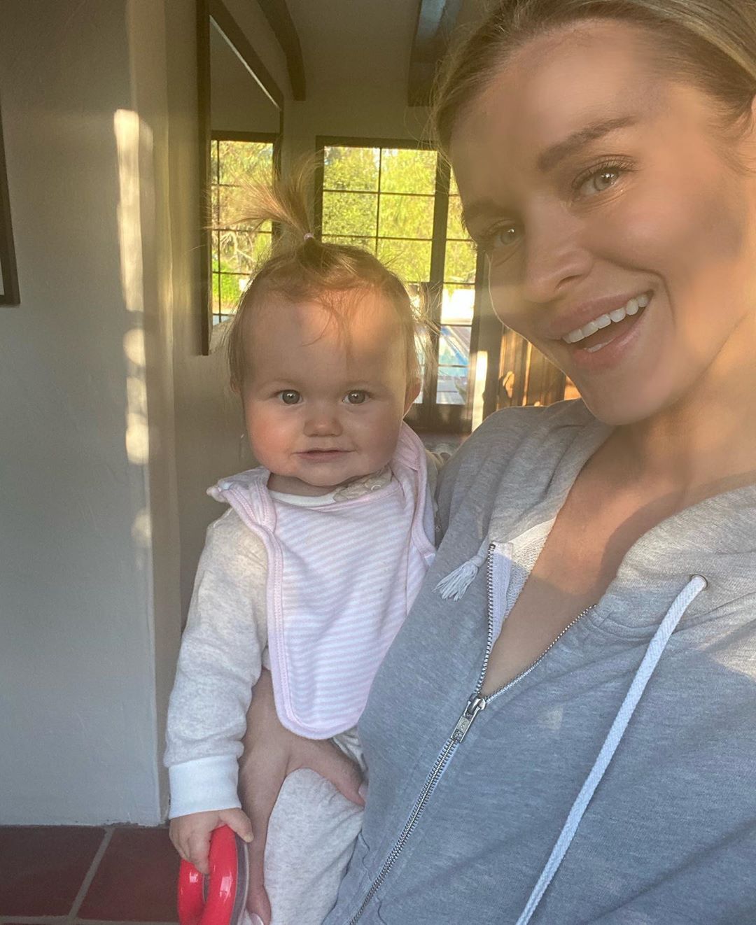 Joanna Krupa przyleciała do Polski